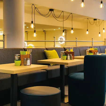 Vienna House Easy By Wyndham 4* Coburg