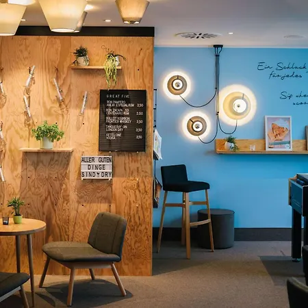 Hotel Vienna House Easy By Wyndham 4*