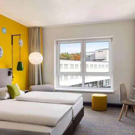 Vienna House Easy By Wyndham 4*