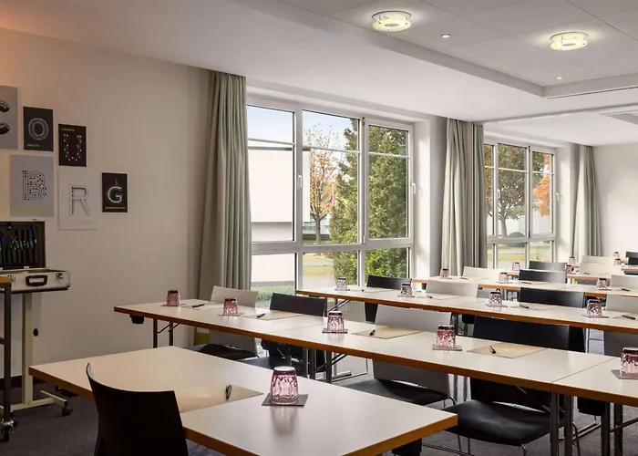 Vienna House Easy By Wyndham 4*