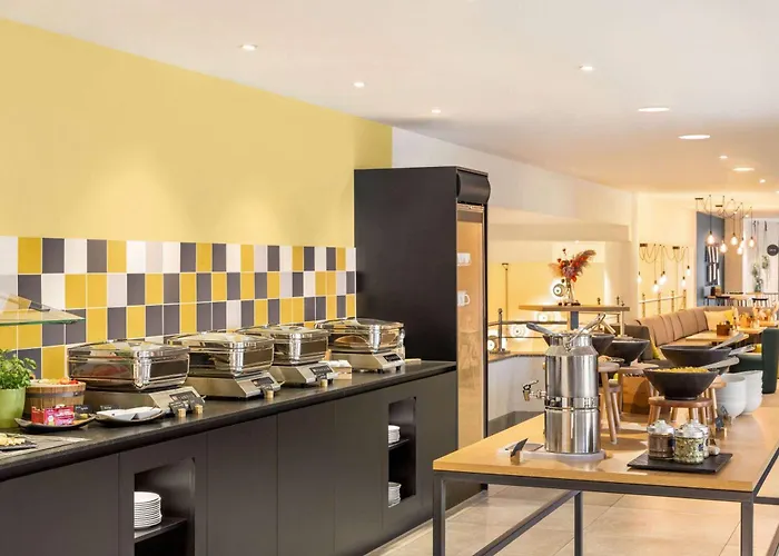 Vienna House Easy By Wyndham Hotel 4*